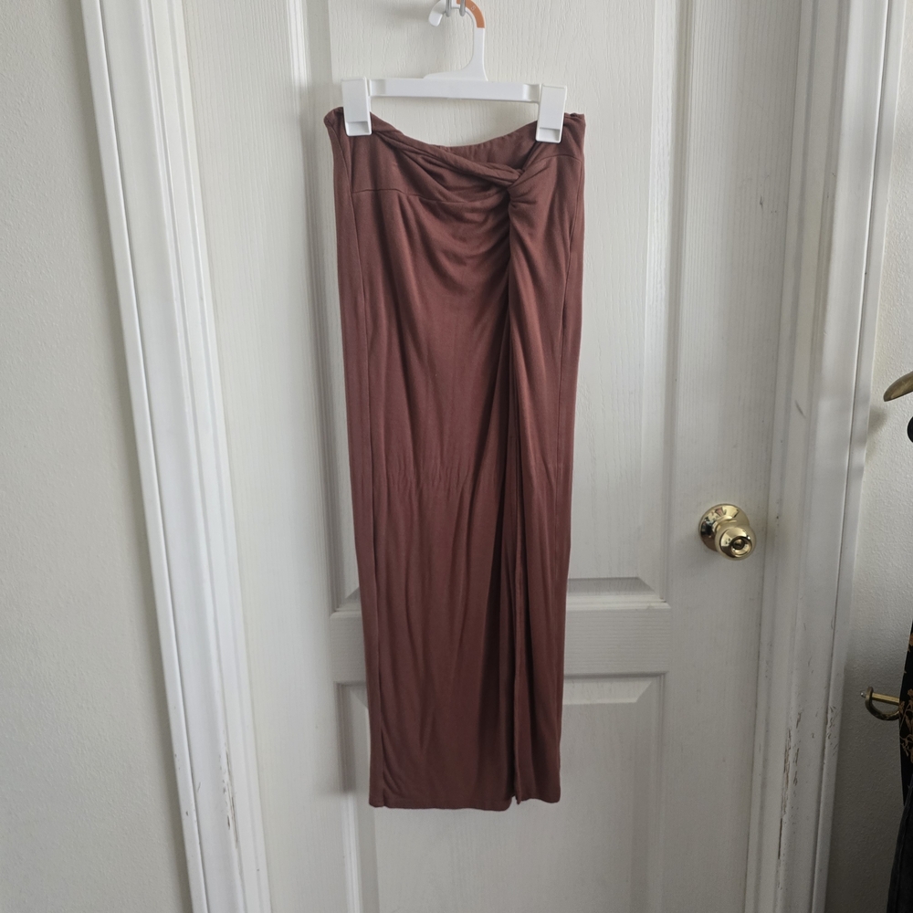 Lulu's Chic Brown Maxi Skirt